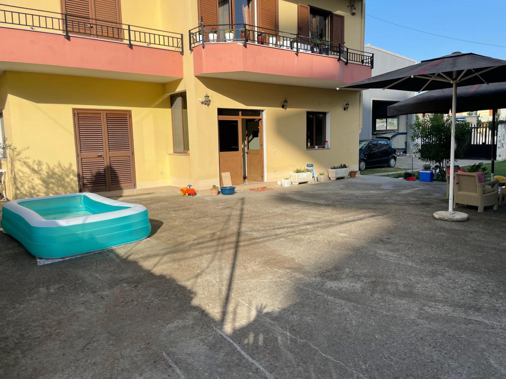 Villa Meka Durres Exterior photo